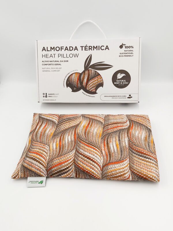 Almofada Terapeutica Costas, Almofada Menstrual, Almofada Insónias, Almofada Aquecer a Cama e Relaxar Almohada Terapéutica Espalda, Almohada Menstrual, Almohada Insomnio, Almohada Calentar la Cama y Relajarse Therapeutic Back Pillow, Menstrual Pillow, Insomnia Pillow, Bed Warming and Relaxation Pillow Coussin Thérapeutique Dos, Coussin Menstruel, Coussin Insomnie, Coussin Chauffer le Lit et se Détendre